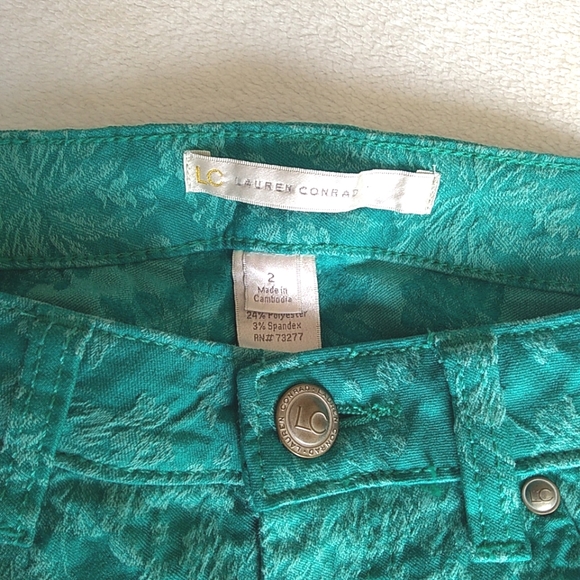 Lauren Conrad Teal Brocade Textured Flower Stretch Skinny Jeans Size 2 - Picture 8 of 10